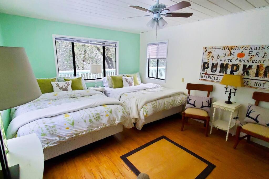Pine Hills Cabin In 朱利安 外观 照片